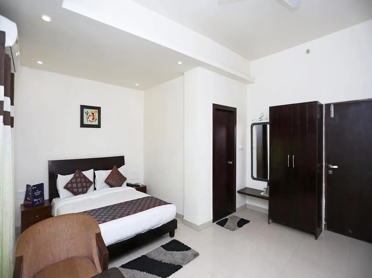 Oyo 5474 Hotel Aries Varanasi