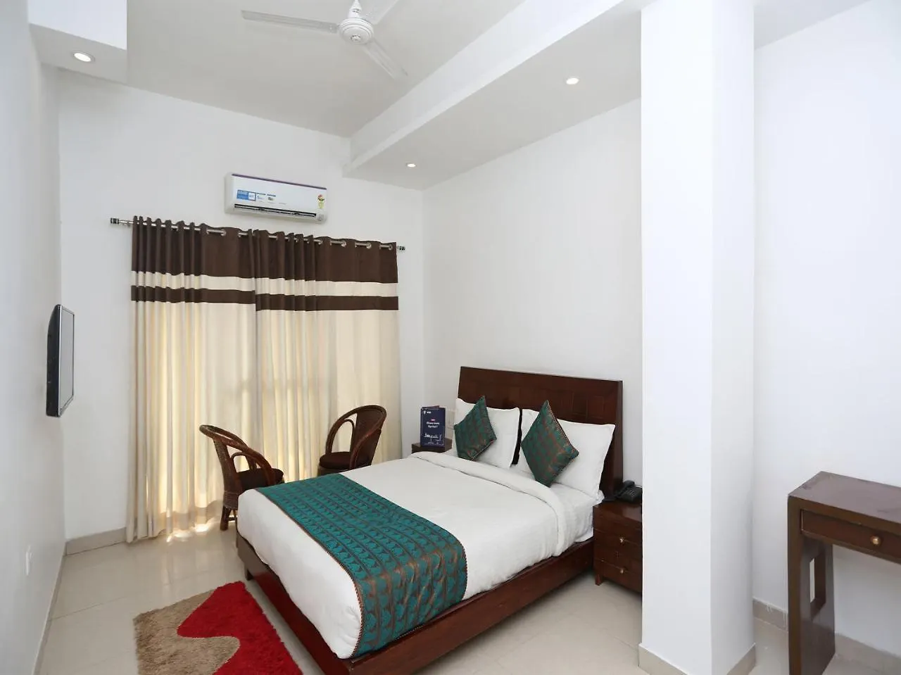 Oyo 5474 Hotel Aries Varanasi
