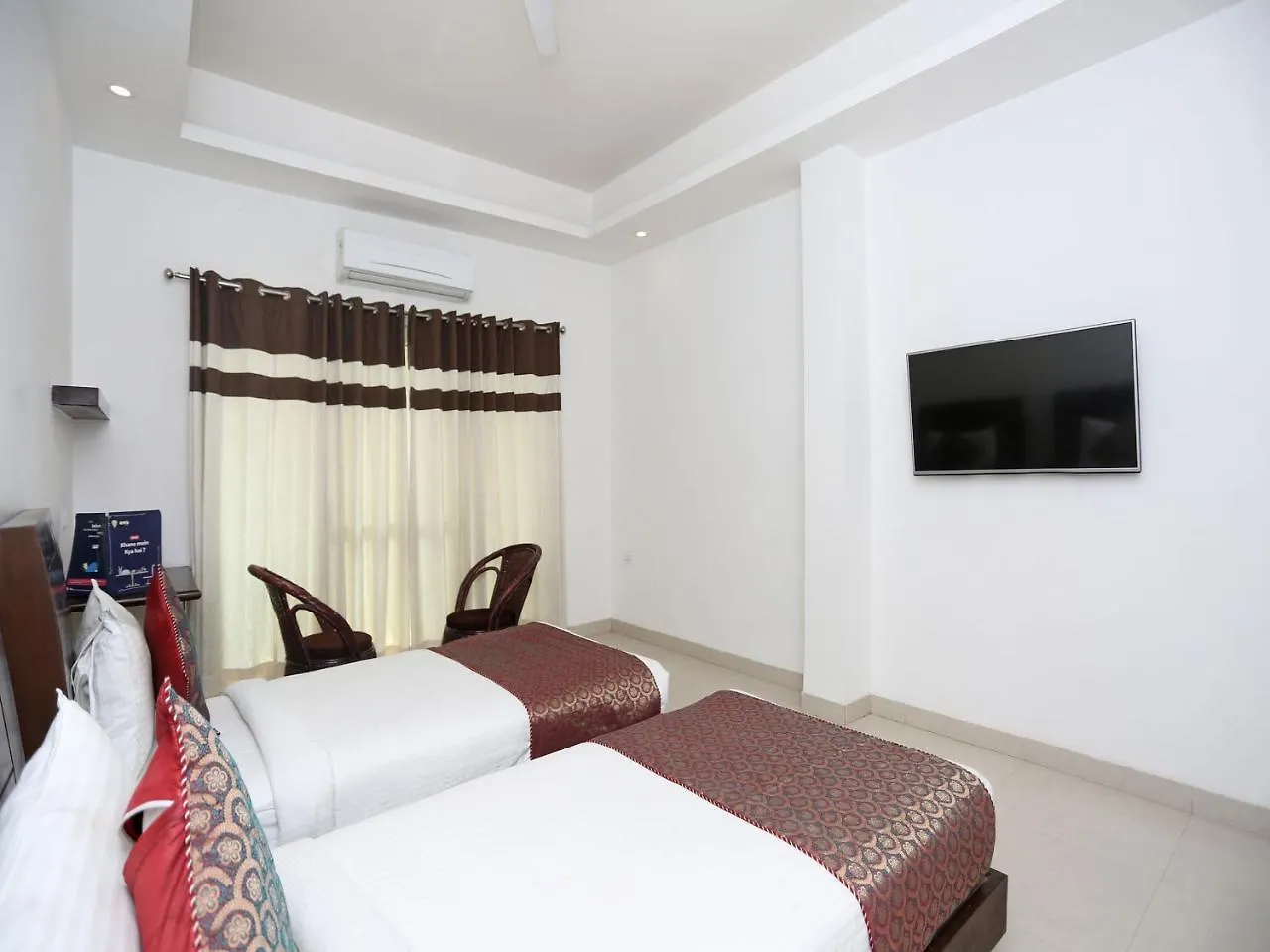 Oyo 5474 Hotel Aries Varanasi